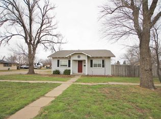 1218 3rd Ave, Canyon, TX 79015