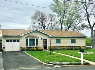 3214 Danskin Rd, Wall Township, NJ 07719