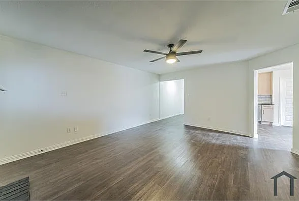 7705 Sable Ln — Photo 5