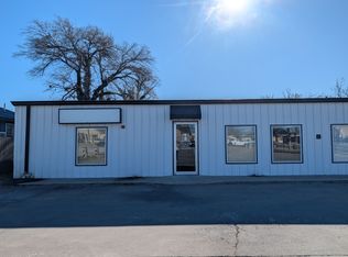 1302 NE 1st St, Pryor, OK 74361