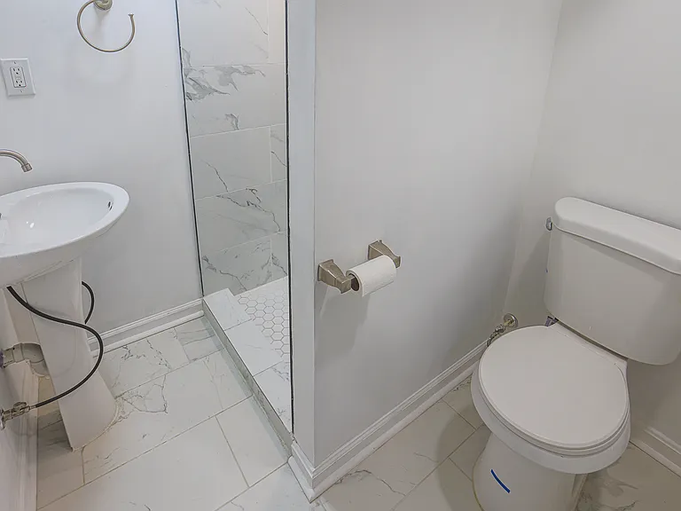 3635 Lyndale Ave — Photo 23