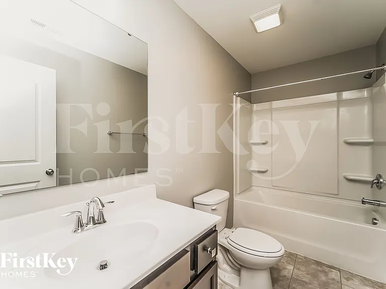 4011 Huntley Glen Dr — Photo 14