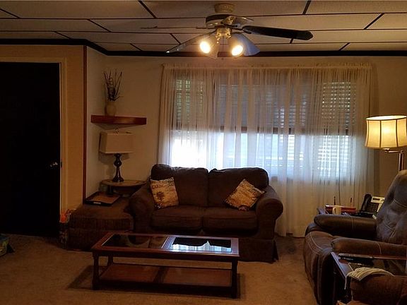 5th image of 2310 S Park Ave