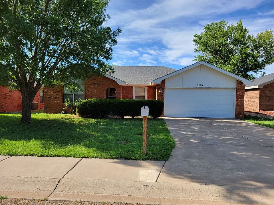 1st image of 2229 Country Meadows Dr