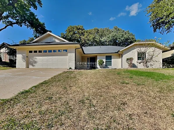 5711 Trails Edge Ct, Arlington, TX 76017