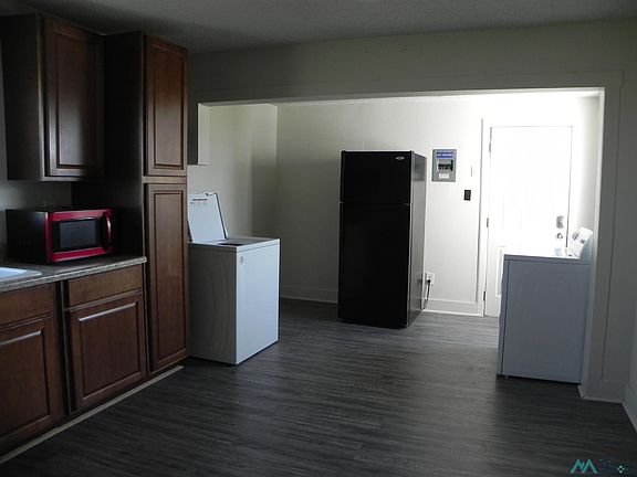 4th image of 2136 S Roosevelt Rd S