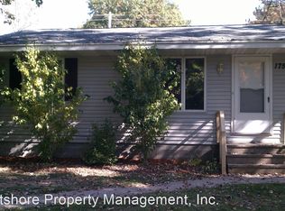 17540 Sparks Ln, Spring Lake, MI 49456