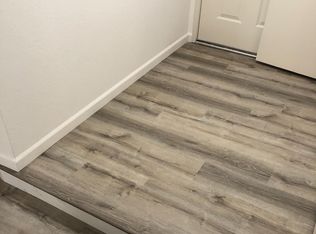 7824 Skander Way, Sacramento, CA 95828