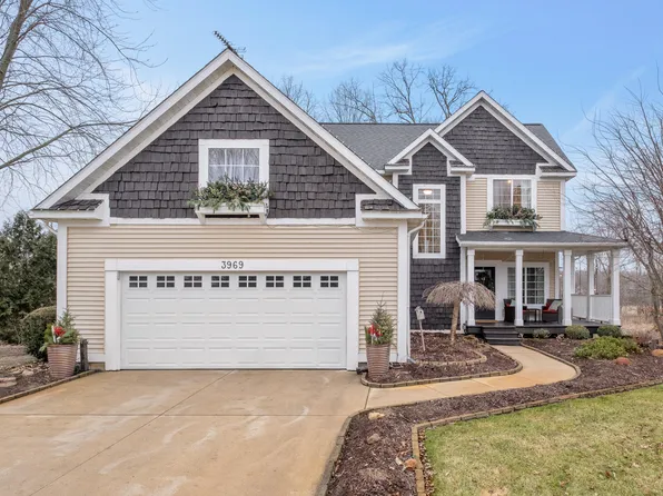3969 Murray View Ave NE, Lowell, MI 49331