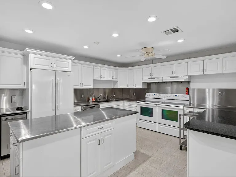 1800 SE Saint Lucie Blvd #11-203 — Photo 37