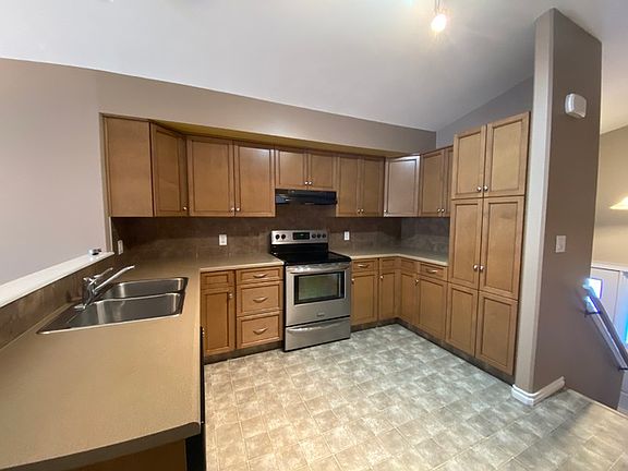 2nd image of 11822 86a St