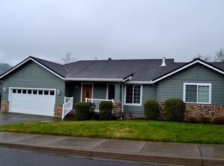 409 Cypress Ave, Rogue River, OR