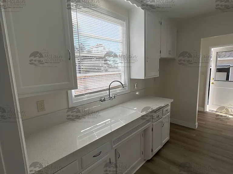 4246 Corinth St — Photo 28