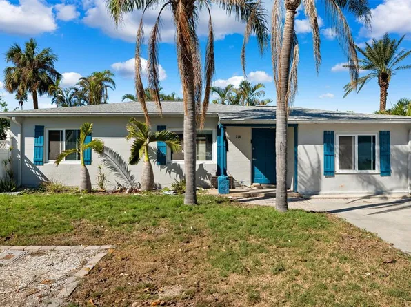 230 144th Ave, Madeira Beach, FL 33708