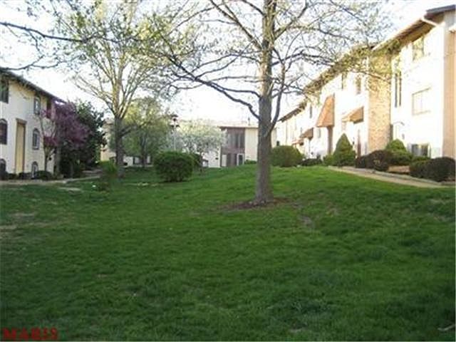 1st image of 142 Carmel Woods Dr