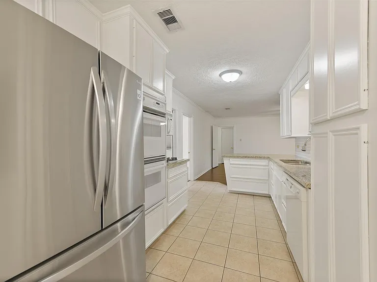 10515 Eddystone Dr — Photo 13