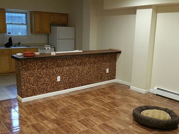 breakfast bar