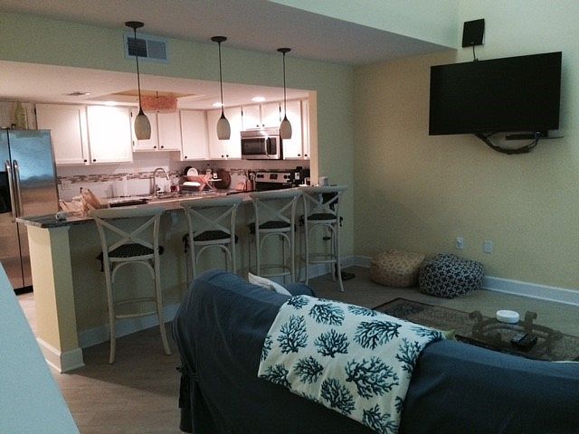 1st image of 364 Chandler St