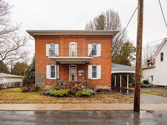 3rd image of 11 Peter St