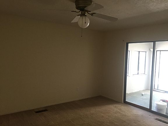 5th image of 14215 Turner Ct NE