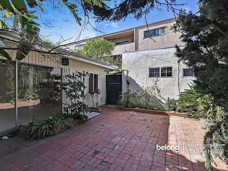 8523 Alcott St — Photo 38
