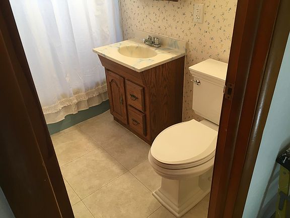 5th image of 4978 S 132nd Ave