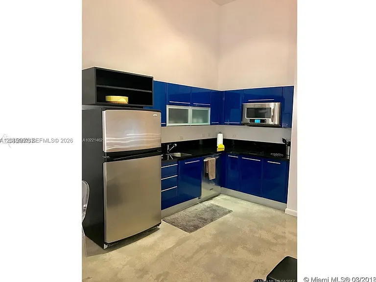 253 NE 2nd St #312 — Photo 4