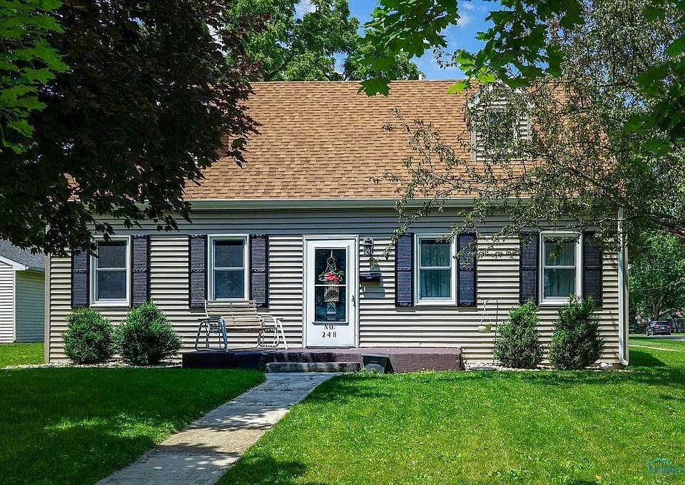 1st image of 248 E Hobart Ave
