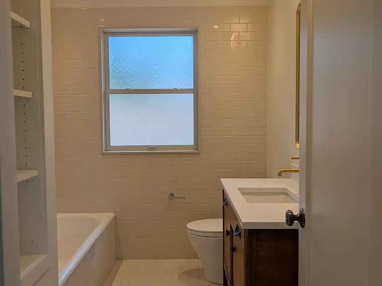 5714 25th Ave NE — Photo 21