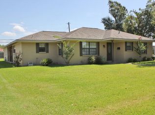 411 S 2nd St, Nederland, TX 77627