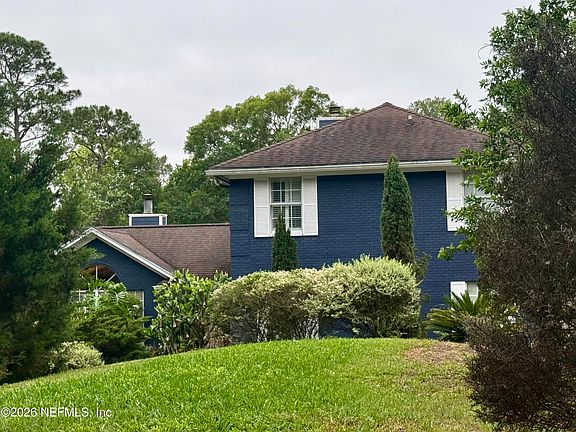 4th image of 13380 EYNON Drive