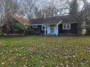 2626 Forest Rd, Lansing, MI 48910
