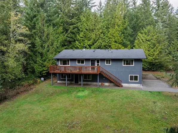 6203 NW Gross Rd, Bremerton, WA 98312