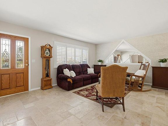 3rd image of 1256 Rugby Ave