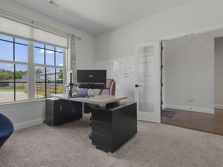 913 Gingham St — Photo 27