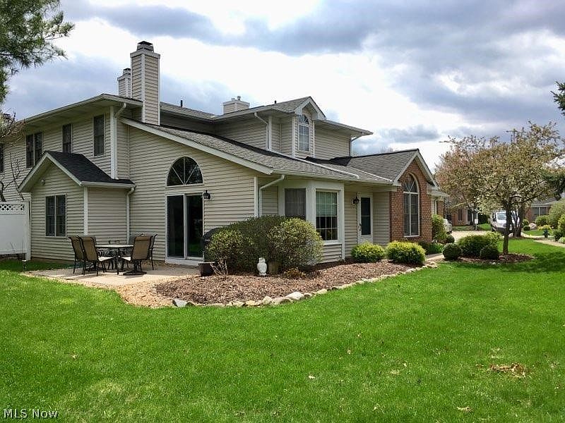 2nd image of 19334 Bradford Ct