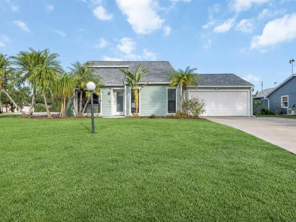 5211 Cedar Hammock Ct, Sarasota, FL 34232
