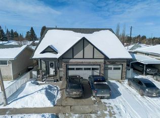 5224 NE Lawton Ave, Blackfalds, AB T0C0J0