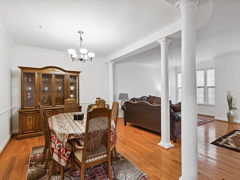 6005 Helmsman Way — Photo 9