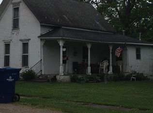 606 S Newton St, Goodland, IN