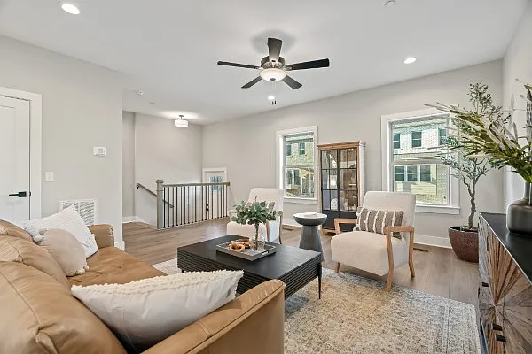 210 Charlotte Everly Cir #403