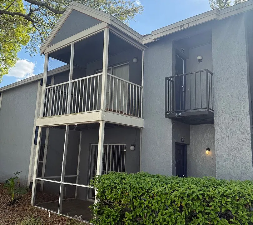 3827 Bay Club Cir #103