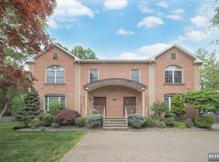 385 Livingston St, Norwood, NJ 07648