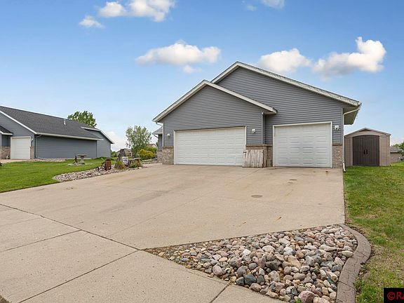 4th image of 141 Pebble Creek Dr