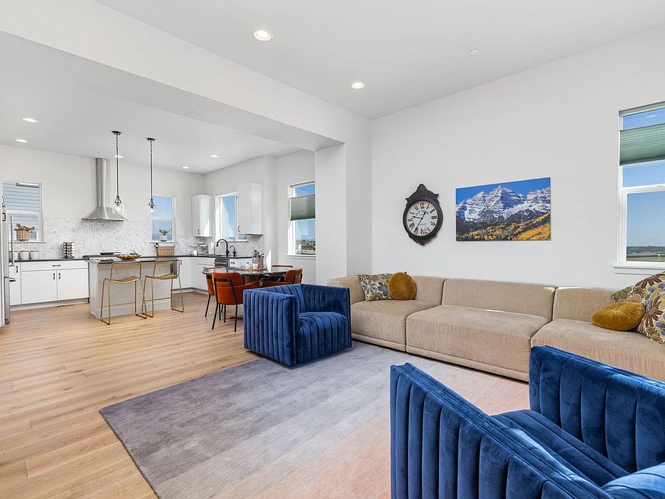 1st image of 2348 Central Park Way