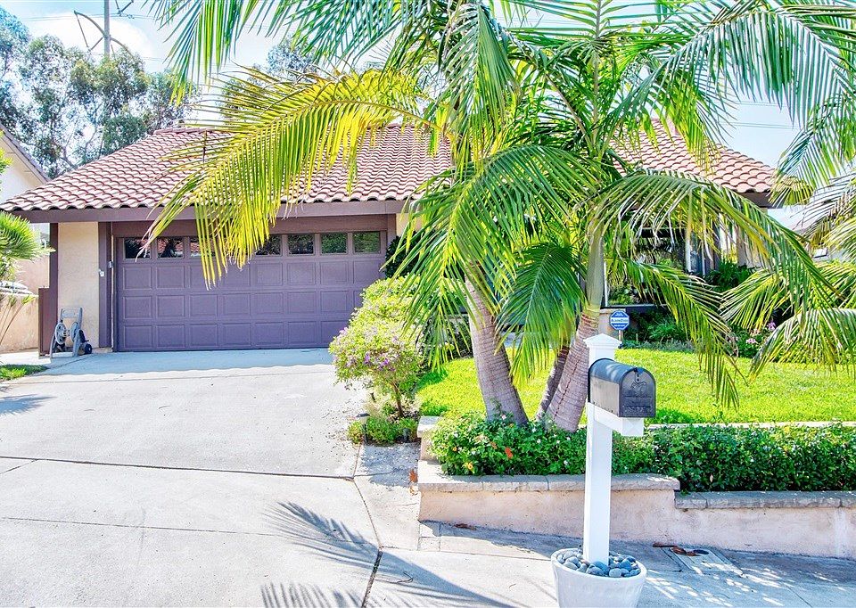 1st image of 1167 Santa Luisa Dr