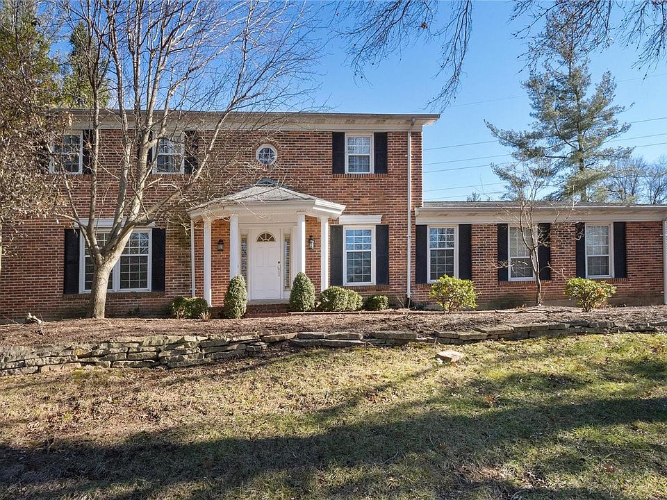 1st image of 134 Royal Manor Ct