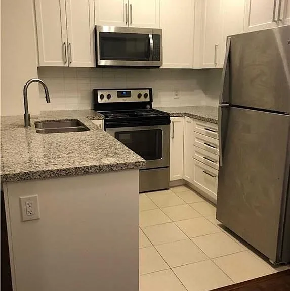 840 Queens Plate Dr #5 — Photo 4