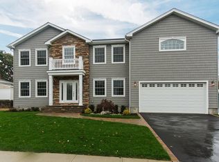 6 Northern Pkwy E, Plainview, NY 11803