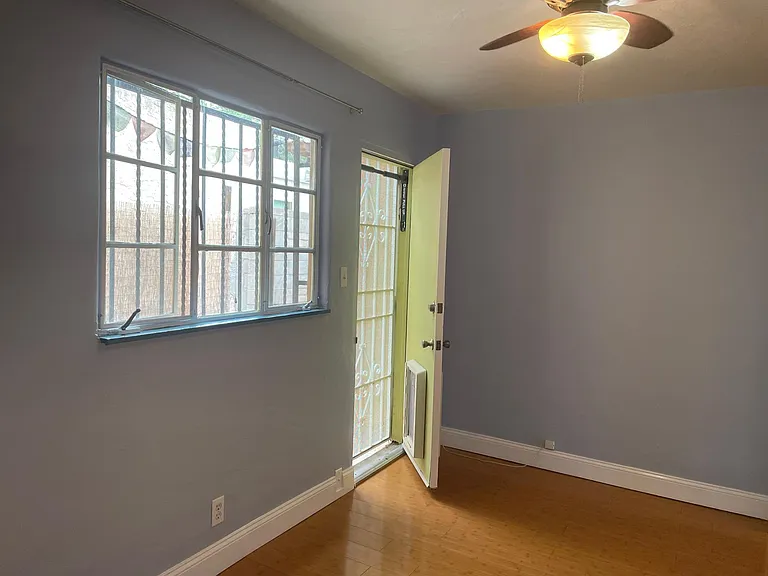 3615 Grand Ave NE — Photo 24